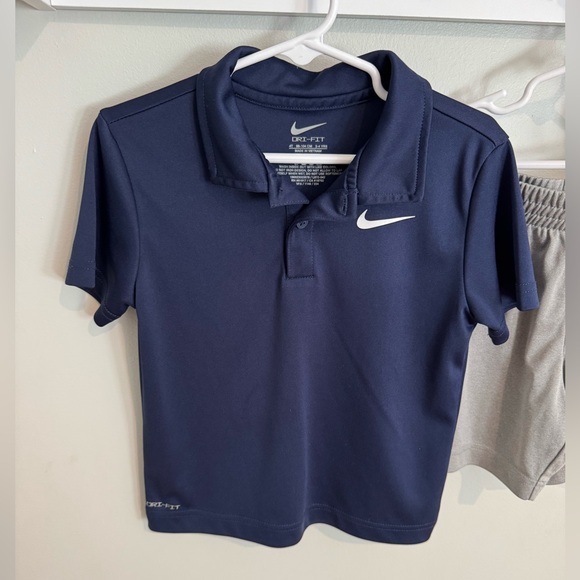 Nike Dri-Fit polo and shorts set - Picture 3 of 7